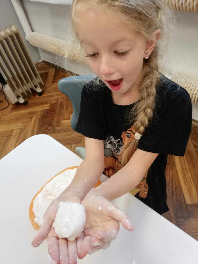 EduHub. Prywatna Szkoła Podstawowa W Katowicach. Zajęcia.